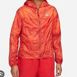 Nike ACG CINDER CONE Red Windbreaker Jacket women’s XL